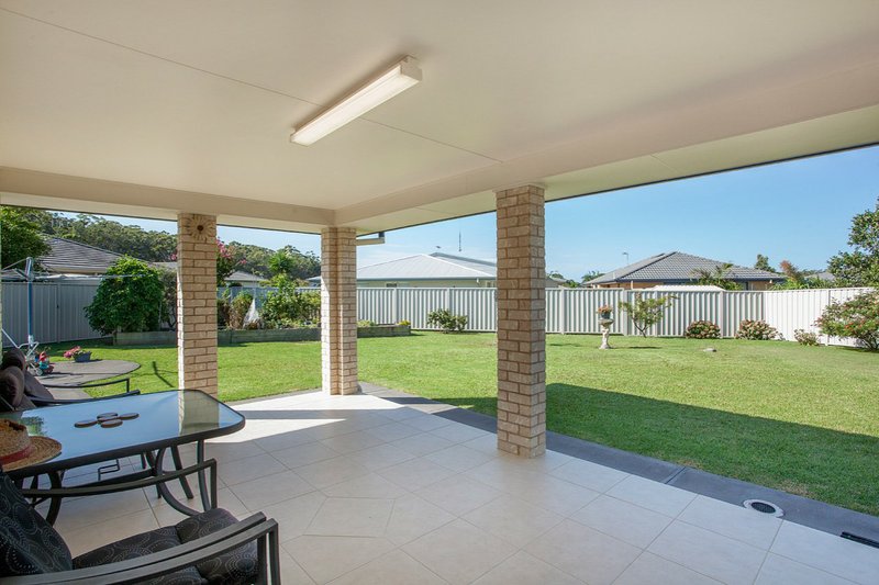 Photo - 7 Curlew Place, Old Bar NSW 2430 - Image 5