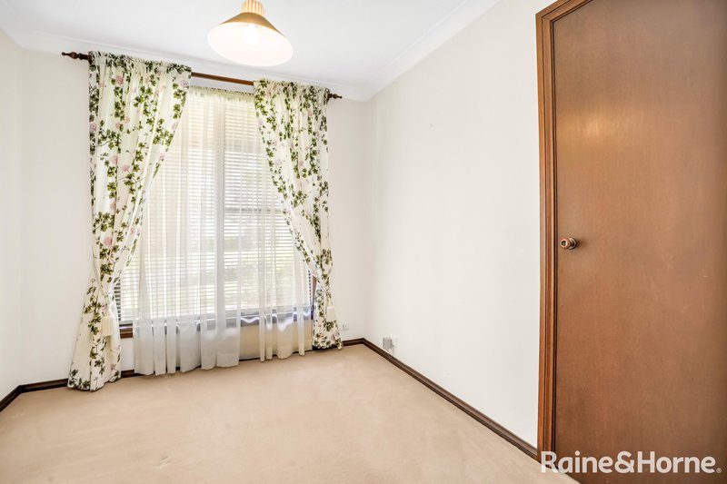 Photo - 7 Currawong Crescent, Leonay NSW 2750 - Image 12