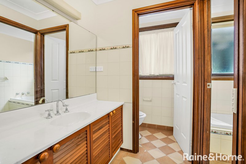 Photo - 7 Currawong Crescent, Leonay NSW 2750 - Image 13