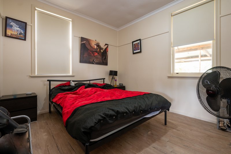 Photo - 7 Curtin Street, Griffith NSW 2680 - Image 4