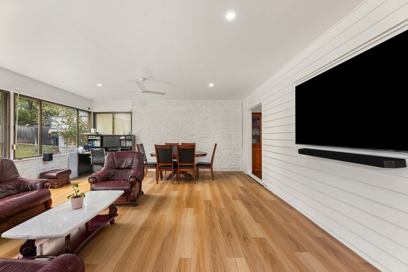 Photo - 7 Curwen Terrace, Chermside QLD 4032 - Image 4