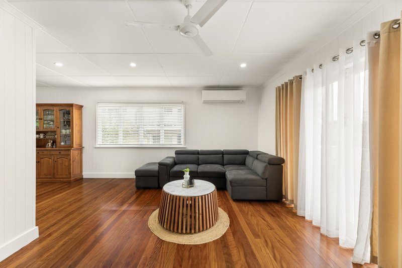 Photo - 7 Curwen Terrace, Chermside QLD 4032 - Image 7