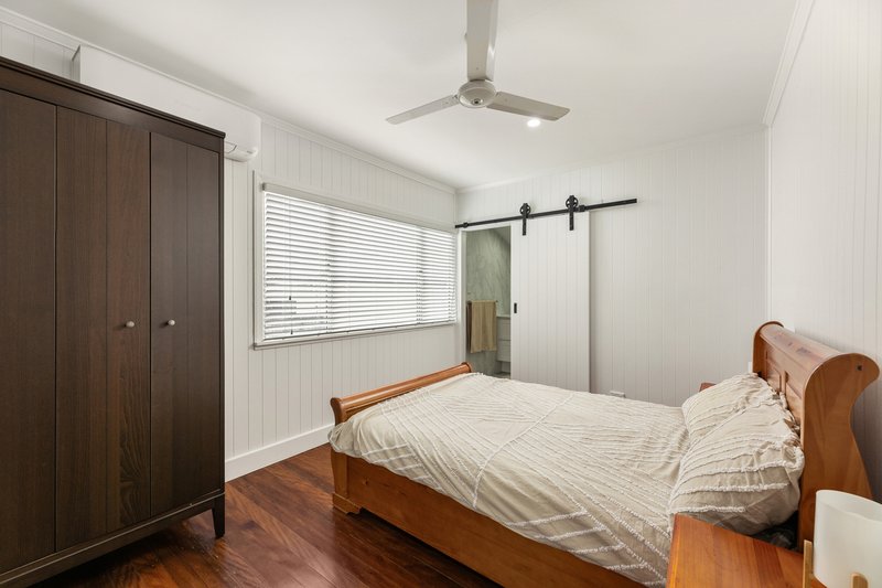 Photo - 7 Curwen Terrace, Chermside QLD 4032 - Image 8