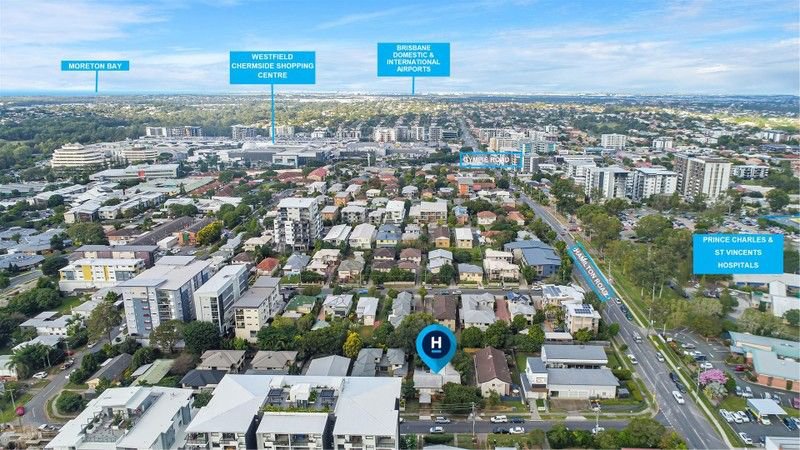 Photo - 7 Curwen Terrace, Chermside QLD 4032 - Image 14