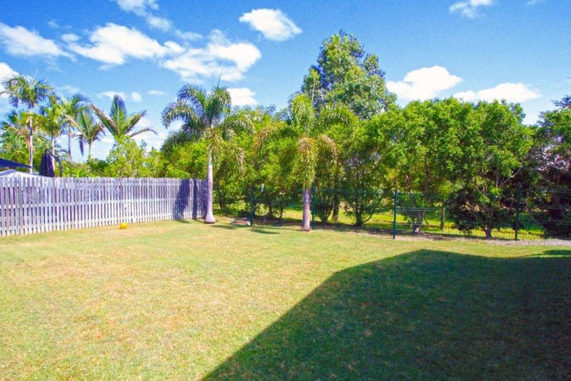 Photo - 7 Cypress Avenue, Norman Gardens QLD 4701 - Image 15