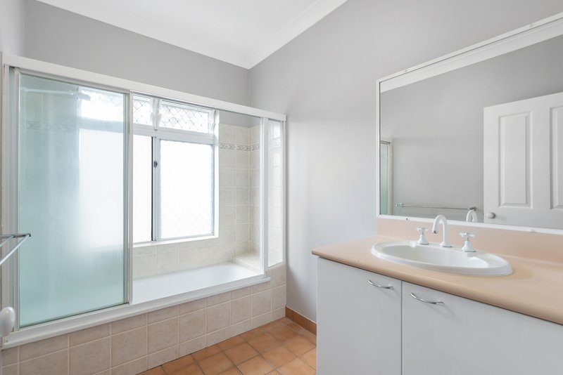 Photo - 7 Daintree Close, Mount Sheridan QLD 4868 - Image 8