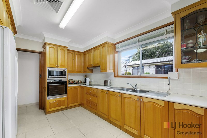 Photo - 7 Daisy Street, Greystanes NSW 2145 - Image 2