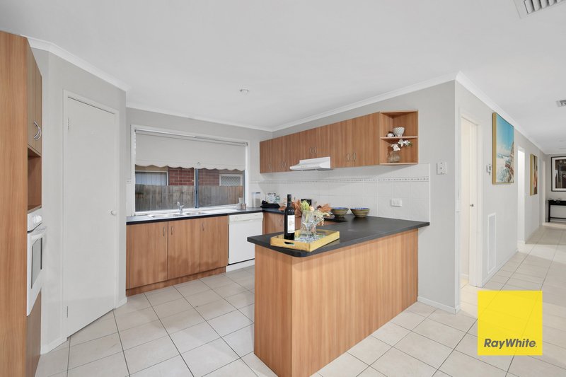 Photo - 7 Damask Drive, Tarneit VIC 3029 - Image 7