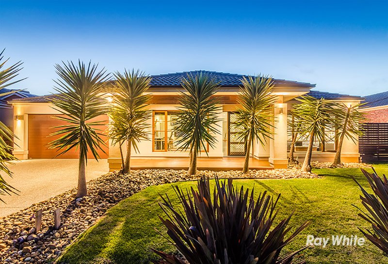 7 Dan Morgan Drive, Cranbourne East VIC 3977