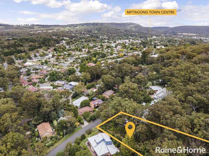 Photo - 7 Darch Place, Mittagong NSW 2575 - Image 2