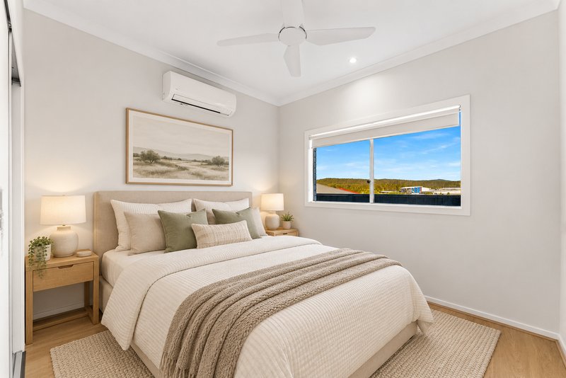 Photo - 7 Darrau Avenue, Yarrabilba QLD 4207 - Image 4