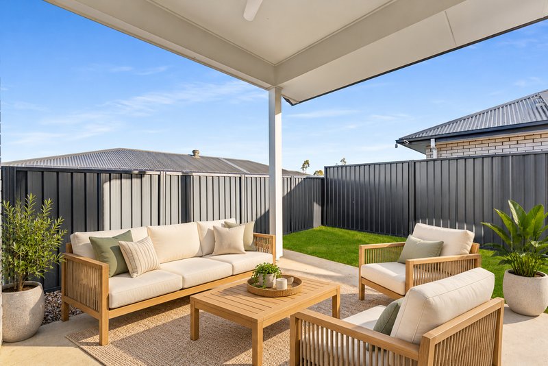 Photo - 7 Darrau Avenue, Yarrabilba QLD 4207 - Image 19