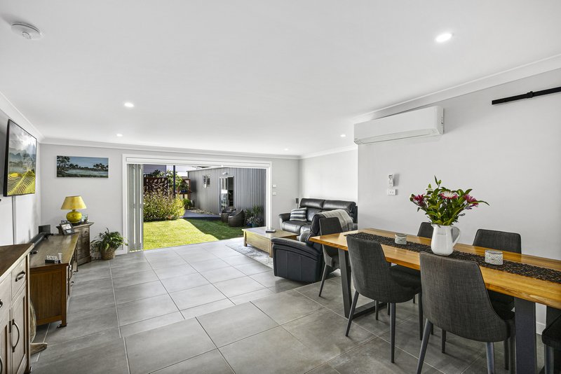 Photo - 7 David Avenue, Oak Flats NSW 2529 - Image 5