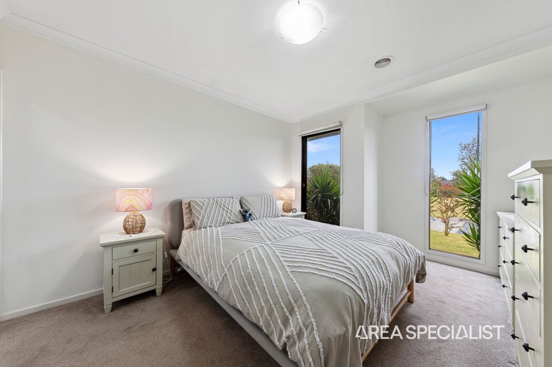 Photo - 7 Day Lilly Court, Pakenham VIC 3810 - Image 5