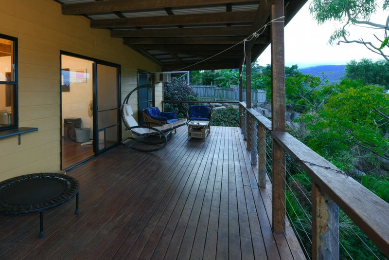 Photo - 7 Daydream Court, Cannonvale QLD 4802 - Image 5