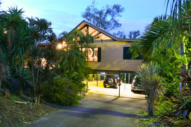 Photo - 7 Daydream Court, Cannonvale QLD 4802 - Image 11