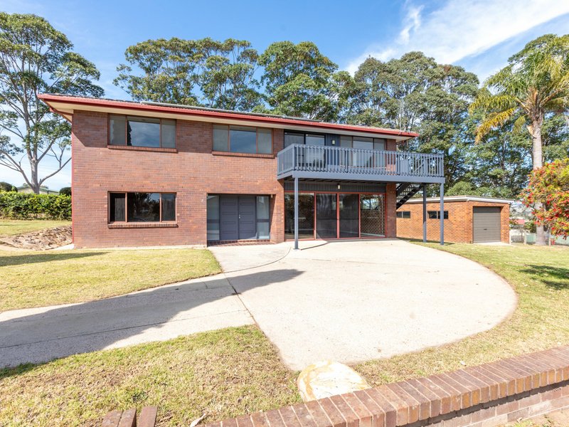 7 Deborah Crescent, Bega NSW 2550