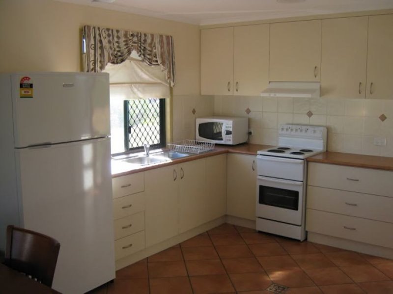 Photo - 7 Delaney Court, Tannum Sands QLD 4680 - Image 18