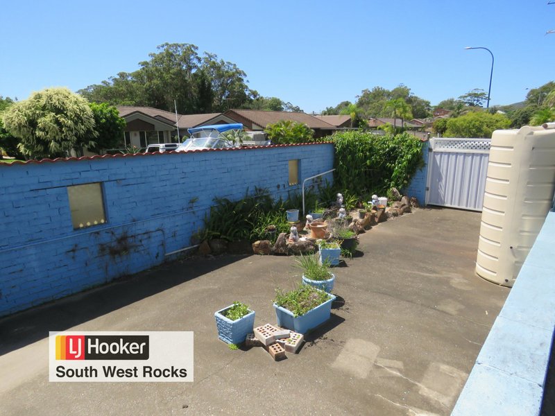 Photo - 7 Delmer Close, South West Rocks NSW 2431 - Image 20