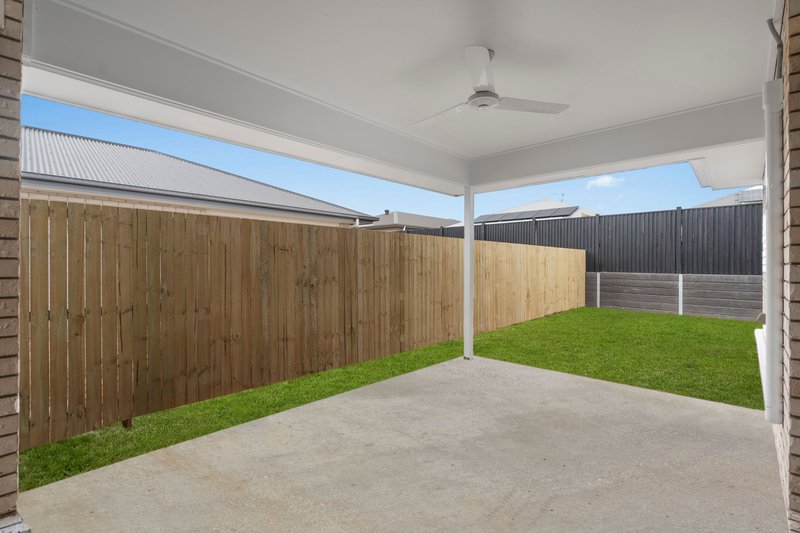 Photo - 7 Deshon Close, Yarrabilba QLD 4207 - Image 14