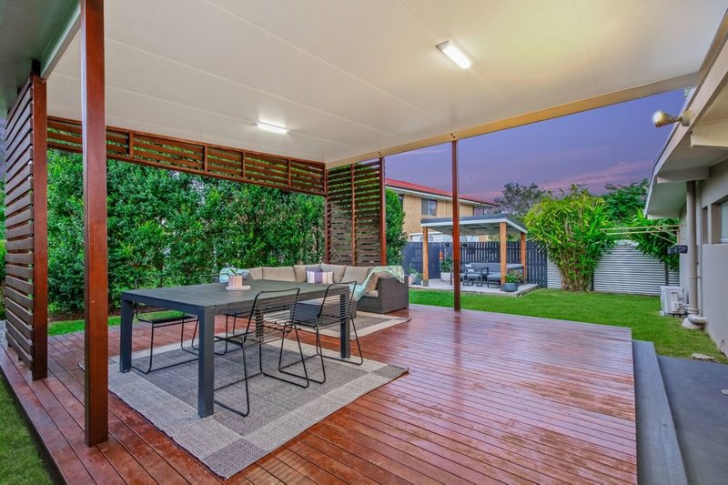 Photo - 7 Dinterra Avenue, Ferny Hills QLD 4055 - Image 3