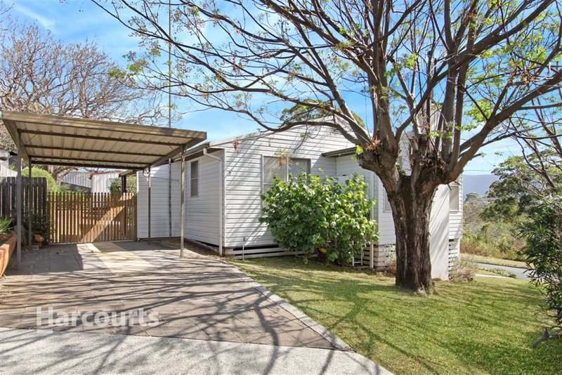 Photo - 7 Dolan Street, Dapto NSW 2530 - Image 7