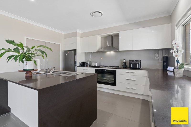 Photo - 7 Donoghoe Place, Bungendore NSW 2621 - Image 3