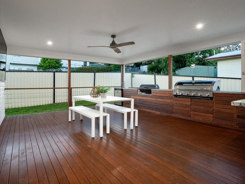 Photo - 7 Dowrie Street, Upper Mount Gravatt QLD 4122 - Image 14