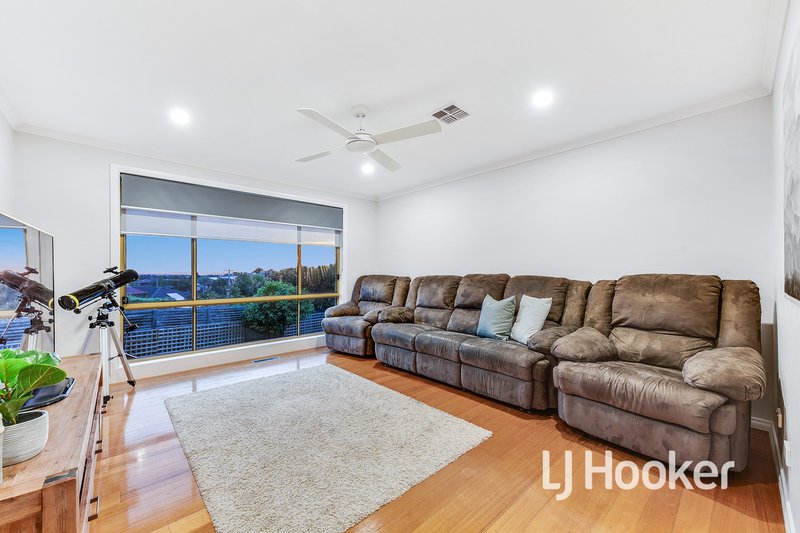 Photo - 7 Dudley Mews, Pakenham VIC 3810 - Image 10