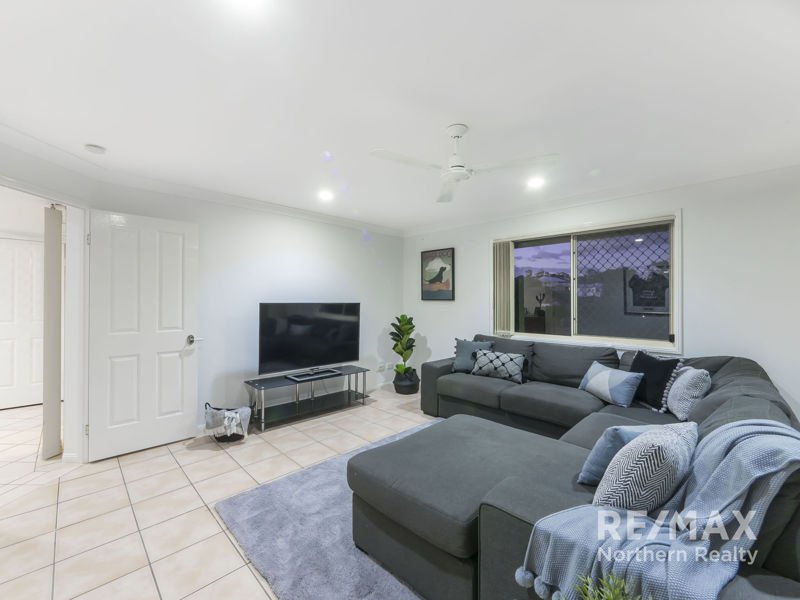 Photo - 7 Duet Ct , Eatons Hill QLD 4037 - Image 7