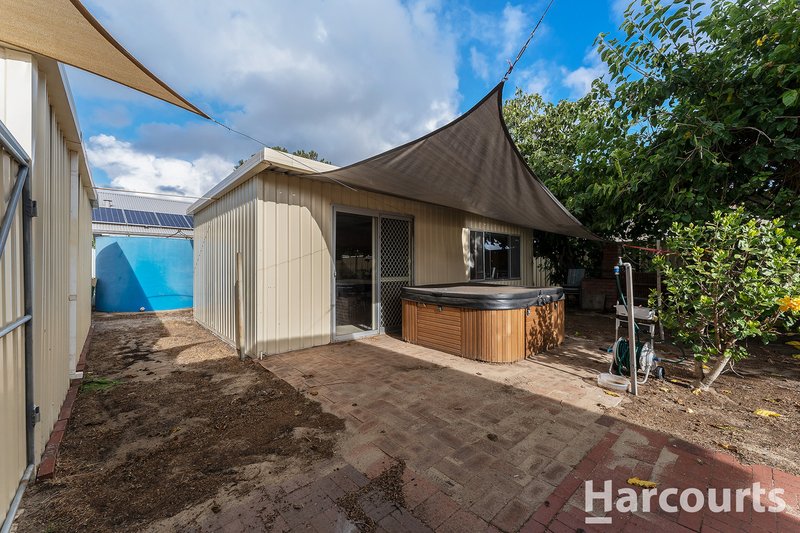 Photo - 7 Duke Street, Wannanup WA 6210 - Image 17