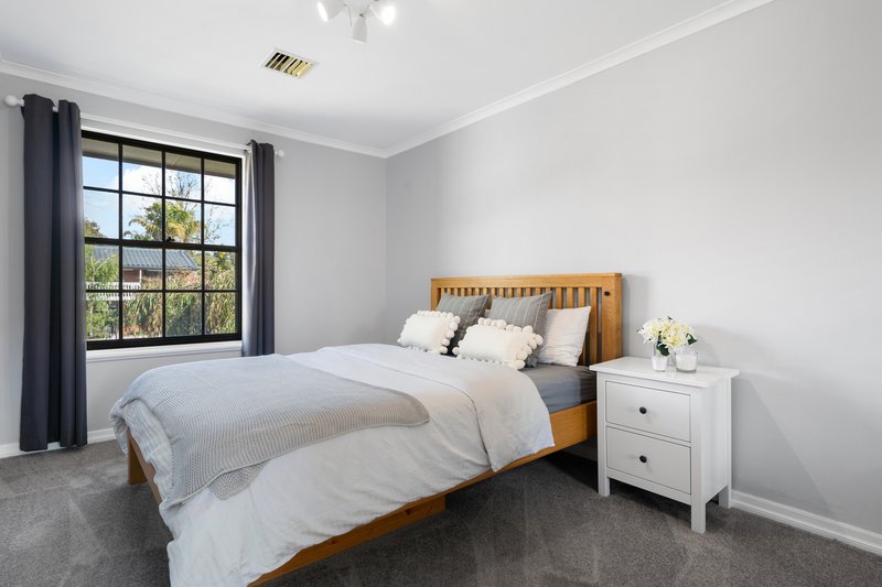 Photo - 7 Dumphries Street, Flagstaff Hill SA 5159 - Image 13