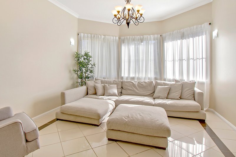 Photo - 7 Dungara Crescent, Stanhope Gardens NSW 2768 - Image 2