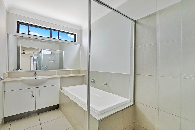 Photo - 7 Dunwich Lane, Maroochydore QLD 4558 - Image 12