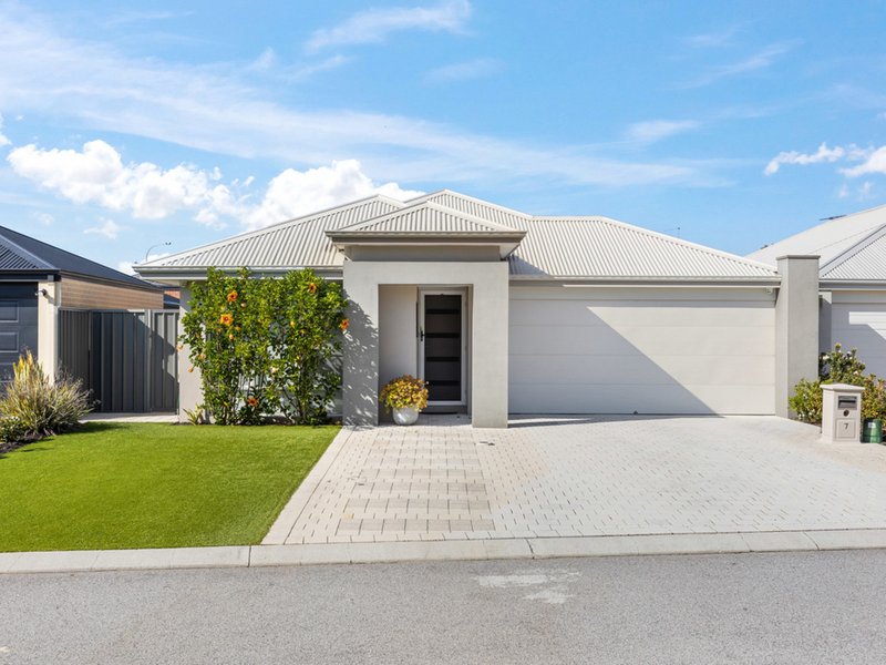 7 Durleigh Road, Aveley WA 6069