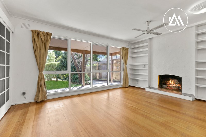 Photo - 7 Durley Close, Frankston VIC 3199 - Image 2