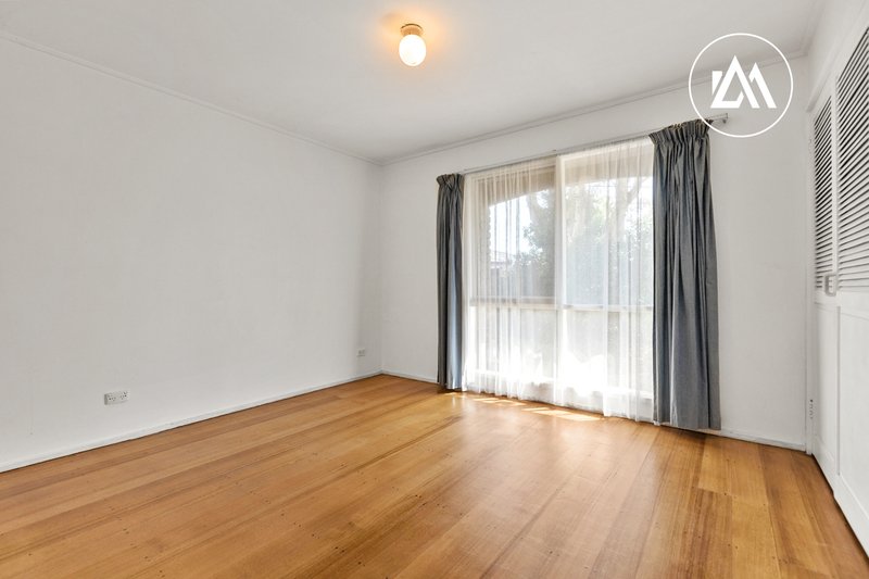 Photo - 7 Durley Close, Frankston VIC 3199 - Image 7