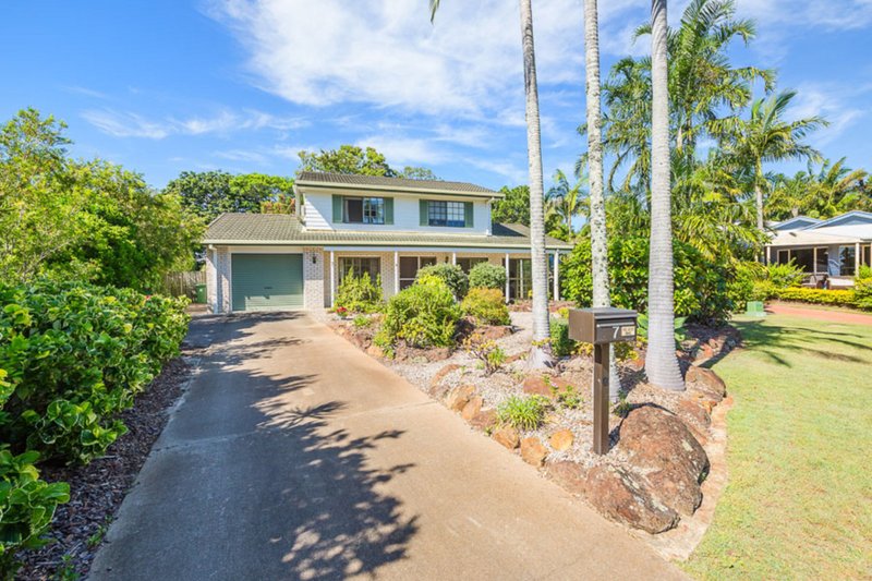 Photo - 7 Eagle Court, Banksia Beach QLD 4507 - Image 6