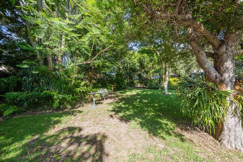 Photo - 7 Eagle Court, Banksia Beach QLD 4507 - Image 10