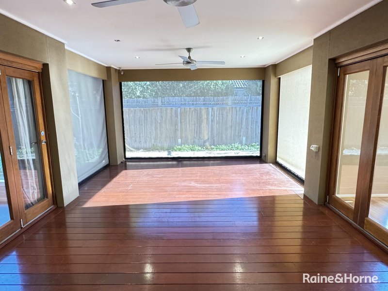Photo - 7 Eagles Nest Way, Point Cook VIC 3030 - Image 20