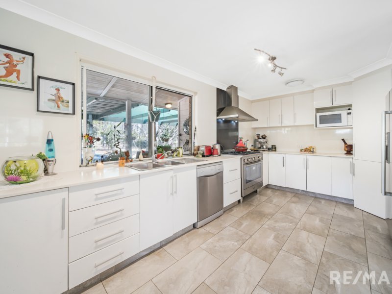 Photo - 7 Eastwood Ct , South Maclean QLD 4280 - Image 3