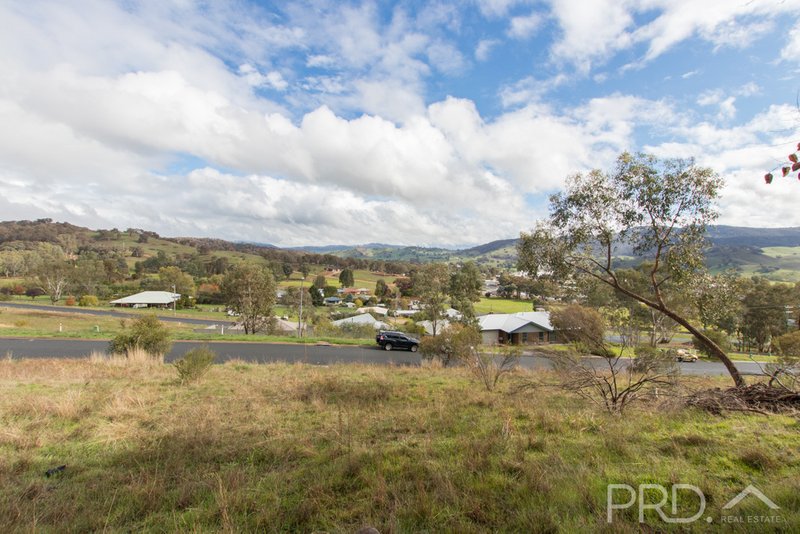 Photo - 7 Eberlin Place, Tumut NSW 2720 - Image