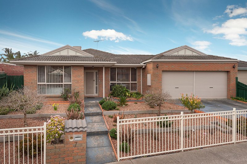 7 Edgecombe Way, Roxburgh Park VIC 3064