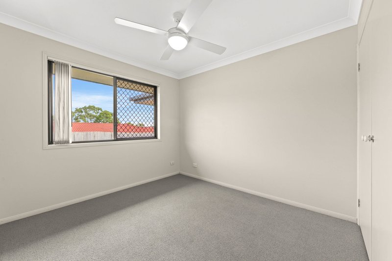 Photo - 7 Edgeware Road, Pimpama QLD 4209 - Image 6