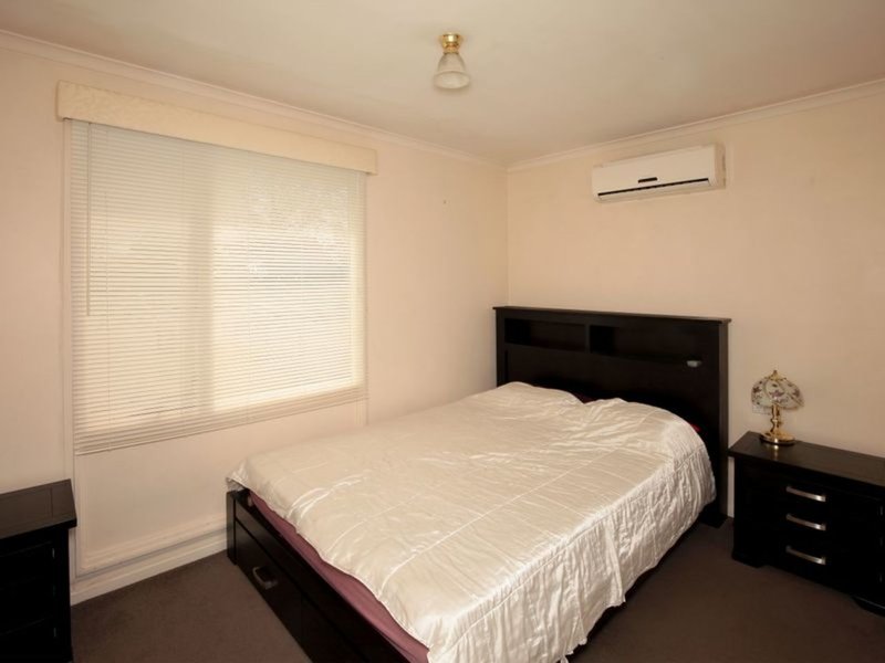 Photo - 7 Edghill Place, Tolland NSW 2650 - Image 7