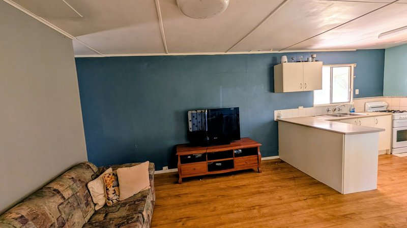 Photo - 7 Edwards Street, Gingin WA 6503 - Image 7