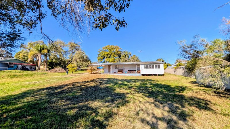 Photo - 7 Edwards Street, Gingin WA 6503 - Image 16