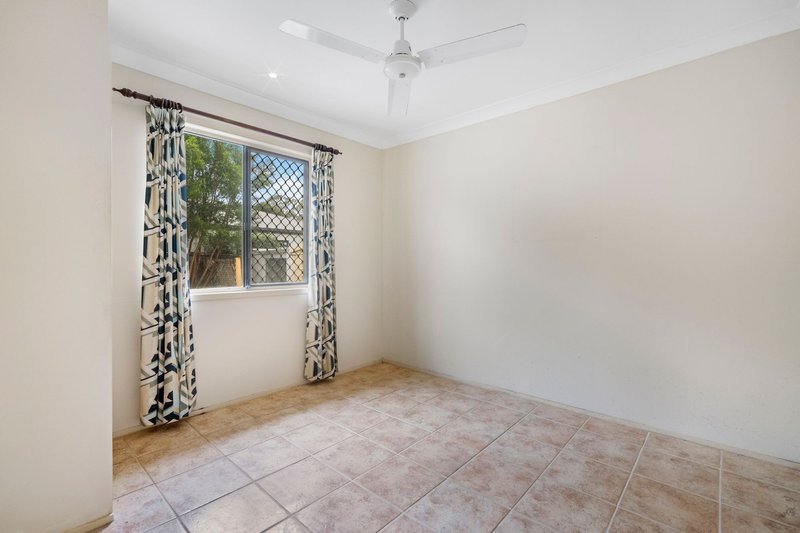 Photo - 7 Eingana Street, Hope Island QLD 4212 - Image 8