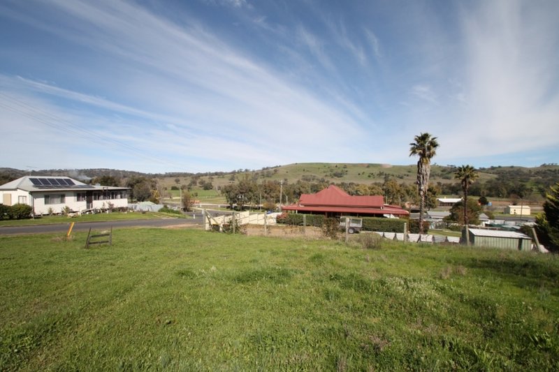 Photo - 7 Eipper Street, Willow Tree NSW 2339 - Image 4