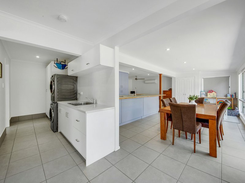 Photo - 7 Elanora Street, Boyne Island QLD 4680 - Image 7